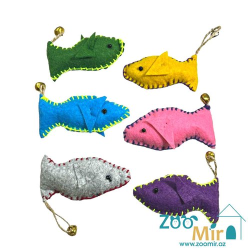 Mio Pet Toys, игрушка в форме рыбки с колокольчиком, для котят и кошек, 8 см (выпускается в разных цветах)(цена за 1 игрушку)
